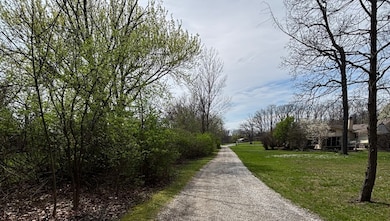 258 S Root Dr, Crete, IL 60417 - photo 2