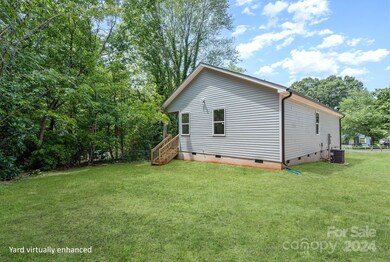 1809 Wilson W Lee Blvd, Statesville, NC 28677 - photo 2