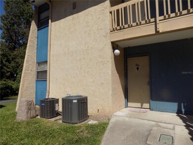 2811 SW Archer Rd unit X 201, Gainesville, FL 32608 - photo 4