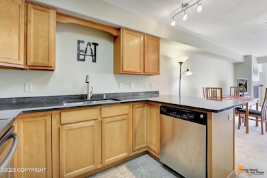 All appliances stay!