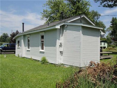 569 Mount Vernon Ave, Thornville, OH 43076 - photo 4