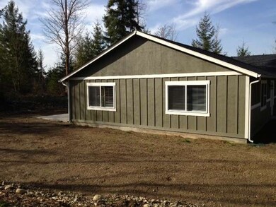 13943 Rainier View Dr SE, Yelm, WA 98597 - photo 4