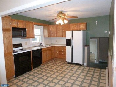 2508 Bryan Dr, Wilmington, DE 19808 - photo 3