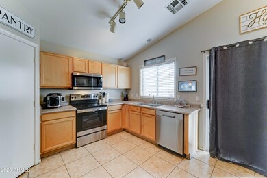 12131 w windrose Dr-6