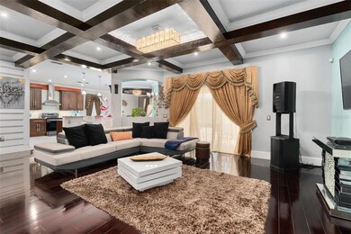 LIVING ROOM FACING KITCHEN