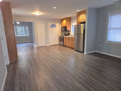 329 Mohegan Rd unit A, Shelton, CT 06484 - photo 4