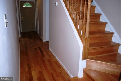 1516 Lowell Ct, Crofton, MD 21114 - photo 3