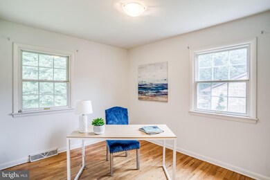 423 Hillsmere Dr, Annapolis, MD 21403 - photo 7