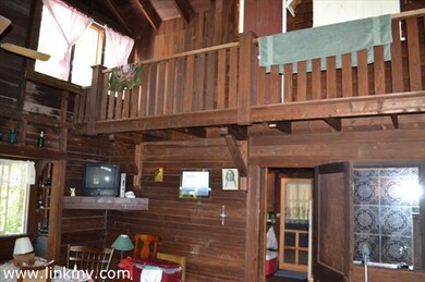 27 Winemack St, Oak Bluffs, MA 02557 - photo 2