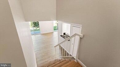 12949A Grays Pointe Rd unit 12949A, Fairfax, VA 22033 - photo 5