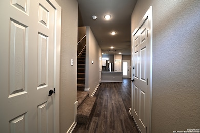 11318 Clearmine St unit 101, San Antonio, TX 78224 - photo 4