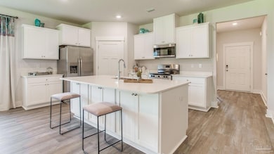 5667 Clarity St, Milton, FL 32570 - photo 4