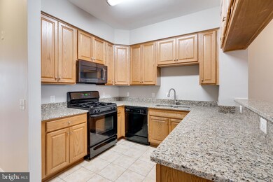 1800 Cedar Cove Way unit 101, Woodbridge, VA 22191 - photo 7