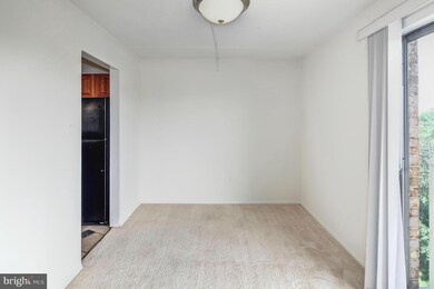 2636 Wagon Dr unit 273, Alexandria, VA 22303 - photo 7