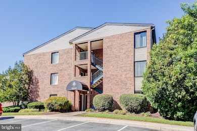 18042 Chalet Dr unit 101, Germantown, MD 20874 - photo 2