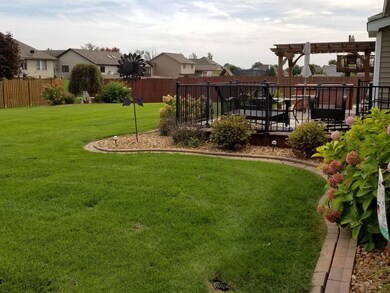 9033 Marquette St, Saint John, IN 46373 - photo 6