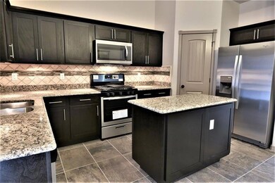 13680 Blackburn Ave, El Paso, TX 79928 - photo 5