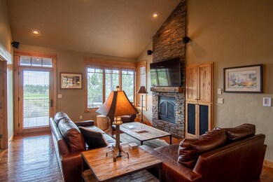 Cabin49-10