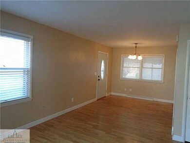 1622 S Holly Way, Lansing, MI 48910 - photo 3