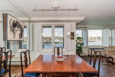 010-Dining_Area-937757-print