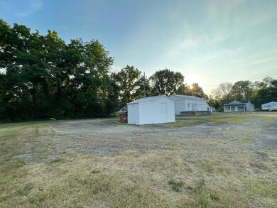 429 Elm St, Georgetown, OH 45121 - photo 4