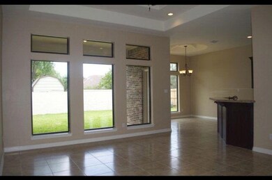 2722 Maria Luiza Dr unit 2, Edinburg, TX 78539 - photo 4