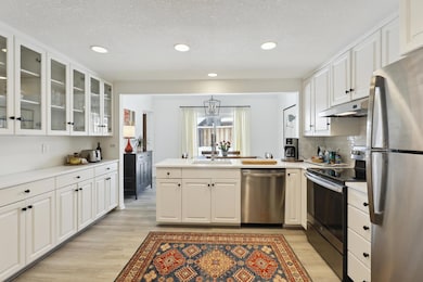 17905 Brigham Trail, Wayzata, MN 55391 - photo 5