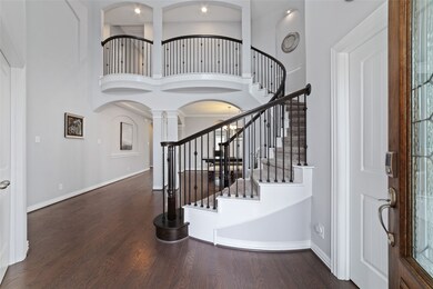 8008 Cullen Estates Dr, Pearland, TX 77584 - photo 4