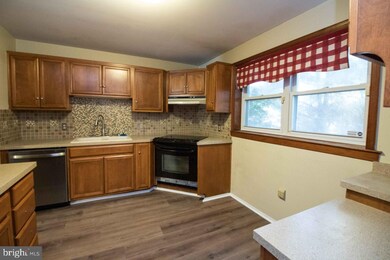 1341 Fox Run, Reading, PA 19606 - photo 3