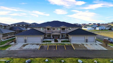 3600 33rd Ave W unit 1, Williston, ND 58801 - photo 5