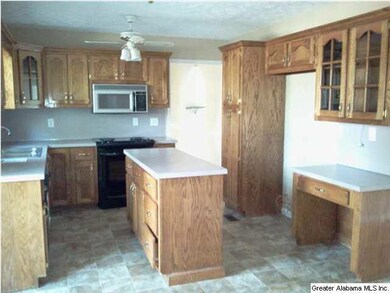 5256 Highland Trace Cir, Birmingham, AL 35215 - photo 4