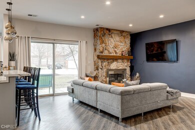 1658 Commodore Ct unit 7, Schaumburg, IL 60193 - photo 5