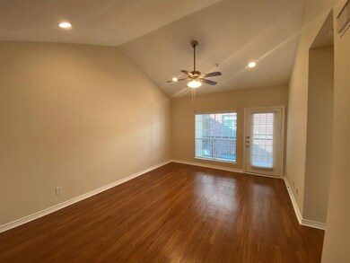 2350 Westcreek Ln unit 3201, Houston, TX 77027 - photo 4