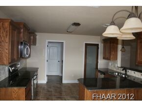 1121 Wren Cir, Copperas Cove, TX 76522 - photo 4