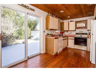 64 Bonnet Point Rd, Narragansett, RI 02882 - photo 6