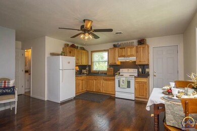 14612 158th Rd, Mayetta, KS 66509 - photo 3