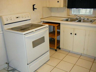 3 Gleason St, Cranston, RI 02910 - photo 3