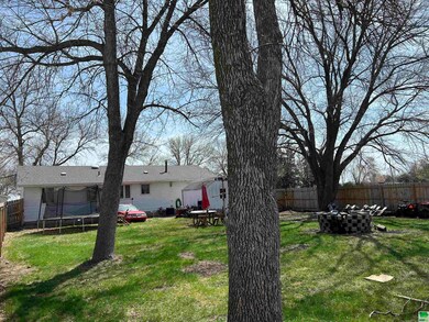 1108 1st St, Onawa, IA 51040 - photo 3