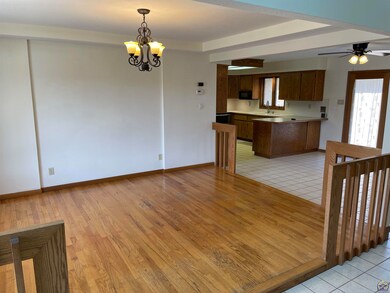 3118 SW Wanamaker Dr, Topeka, KS 66614 - photo 7