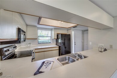 14513 Aeries Way Dr unit 415, Fort Myers, FL 33912 - photo 7