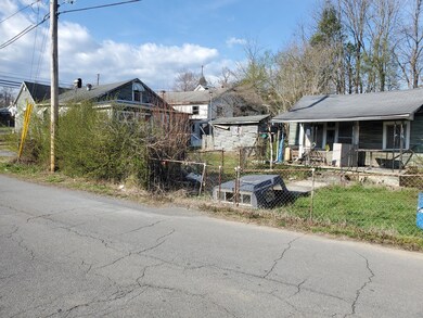 2100 & 2100 1 2 East Unaka Ave, Johnson City, TN 37601 - photo 6