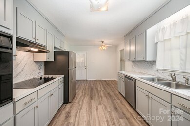 486 Mocksville Hwy, Statesville, NC 28625 - photo 4