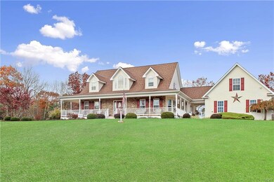 2758 Rising Hill Dr, Stroudsburg, PA 18360 - photo 2