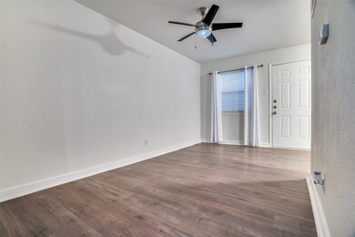 4927 San Jacinto St unit 106, Dallas, TX 75206 - photo 3
