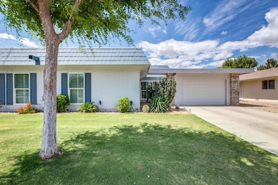 10218 W Highwood Ln, Sun City, AZ 85373 - photo 2