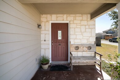 25106 Longbranch Run, San Antonio, TX 78261 - photo 4