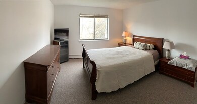 5 Hallmark Gardens unit 9, Burlington, MA 01803 - photo 3