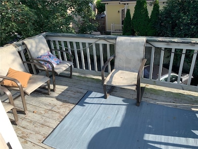 21 Pope St unit 2, Newport, RI 02840 - photo 5