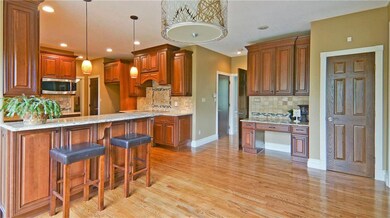 Breakfast bar has additional storage too! Addition