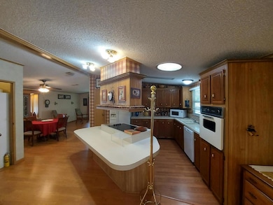 7 Cedar Key Way unit 527, Leesburg, FL 34788 - photo 3